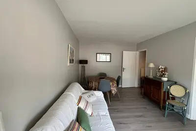 Image de Appartement T2 avec Terrasse et Parking Privé - Hyper-Centre Arcachon