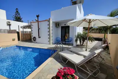 Dernière-min 35% de vente! Villa Balos avec piscine totalement privée, WiFi gratuit, A / C, parking