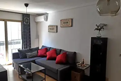 Image de Appartement moderne et central. 3 minutes des trois plages de Benidorm.