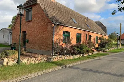 Image de Maison de vacances - Chalet confortable à Barlin, près de Dargun