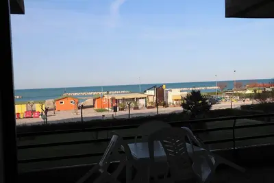 Homerez - Appartement à Fano, vue mer.