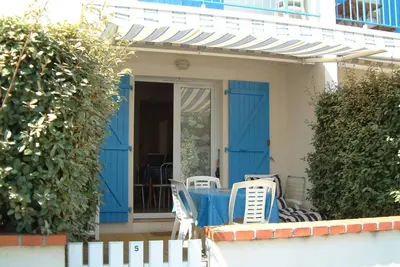 Image de Appartement Rdc avec terrasse, à 200m de la plage des Générelles, parking et jardin privé