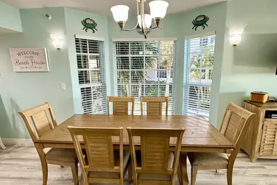 Image de Parfait pour une escapade à la plage, une vue magnifique et près de la piscine, 2 chambres, B2613b