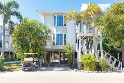Image de Parfait pour deux! Cette jolie villa avec une vue imprenable sur le golfe! A3411a