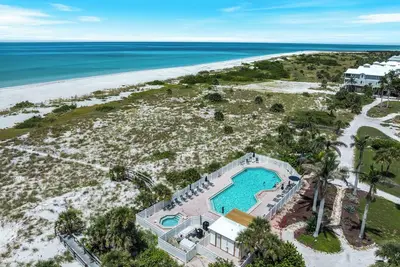 Image de Profitez d'un magnifique coucher de soleil sur le golfe depuis le porche de la villa de villégiature, A3221b