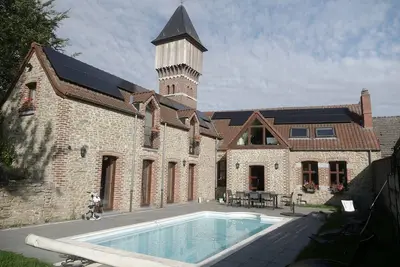 Image de Maison de caractère avec piscine chauffée privée sans vis-à-vis et jacuzzi