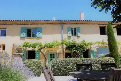 Image de Demeure de charme avec piscine dans belle propriété