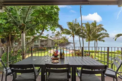 Image de Isolement et luxe à l'ouest de Maui! Condo # 212, 1 ch + loft, 2 ch, bord de l'océan