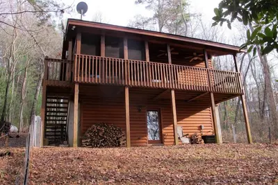Image de Isolé chalet de montagne, en fauteuil roulant / fauteuil roulant électrique accessible