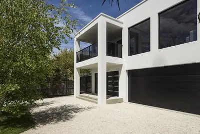 Image de Pearl Hawley Beach | Maison de vacances moderne sur la plage | Spacieux qualité de vie