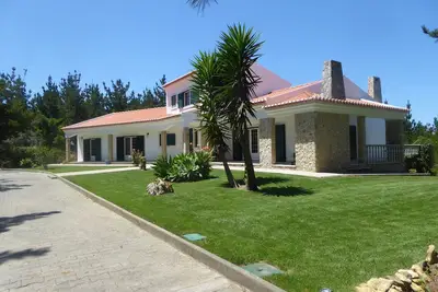 Image de Grande villa avec vue mer