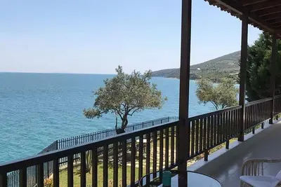 Image de Belle villa en bord de mer Ă quelques pas de la plage!