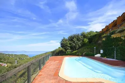 Image de Location de maison mitoyenne avec piscine à Begur, Sa Riera