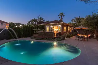 Image de Offre d'été - 100 $ de rabais par nuit!