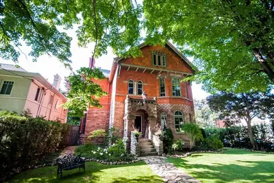 Gem Midtown victorienne
