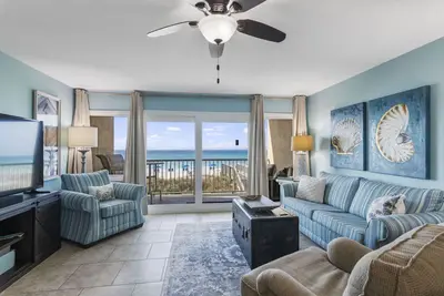 Image de 108- lumineux et gai condo front de mer Remodeled Beach Destin Seafarer