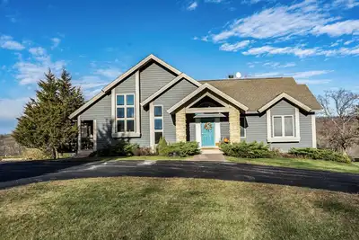 Image de 3 chambres, 3 1/2 salles de bain dans le territoire de Galena.