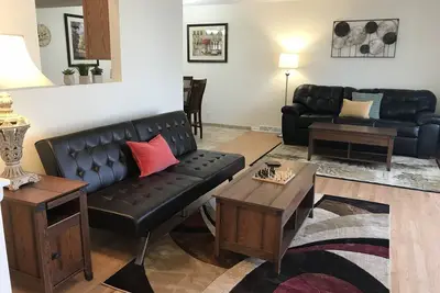 Image de Magnifique! Graduation navale des Grands Lacs - 14 personnes