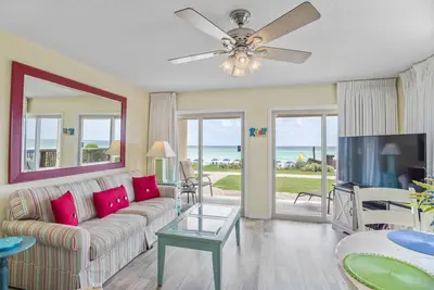 Image de Vos vacances commencent ici dans ce condo familial et convivial de 15 personnes pouvant accueillir 6 personnes! Coral Reef Club