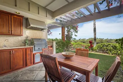 Image de Retraite tropicale. Profitez de la plage privée et du golf de championnat