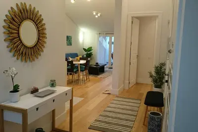 Image de Tauro 195-Bel appartement de 2 chambres avec ascenseur, salle de bain attenante et terrasse