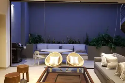 Image de Meilleur emplacement au centre-ville de Cabo, nouveau condo de luxe avec jacuzzi. Rabais d'automne!