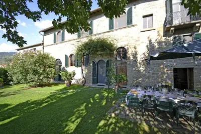 Image de Villa à Cortone avec 6 chambres à coucher, 12 couchages