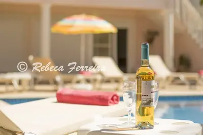 Image de Villa à Montes De Alvor avec 5 chambres à coucher, 10 couchages