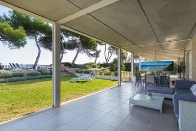 Image de Las Gaviotas - Villa spectaculaire avec jardin face à la mer