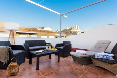 Image de Penthouse well located with Terrace. Gran Capitan