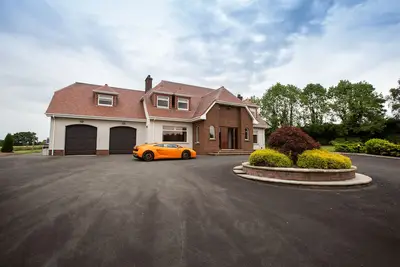 Image de Luxury Manor, 5 * HotTub, 20min centre-ville de Belfast