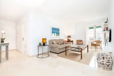 Image de Magnificient apartment close to the Bullring. Iris