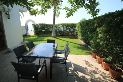 Casas Blancas 39, Parc Mont-roig