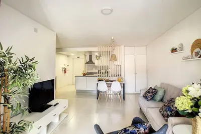 Fantastic Apartment Marina Club by LovelyStay