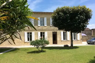 Image de Logis de Villemaurine Gîte Maison en pierre*** au cœur de St Emilion 2 à 8 pers.