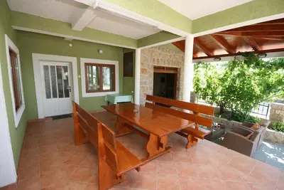Image de Appartement de trois chambres avec la terrasse Starigrad, Paklenica (A-6606-a)