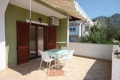 Image de Appartement d'une chambre avec la terrasse Starigrad, Paklenica (A-6606-d)