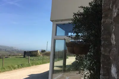 Image de Chalet Purbeck près de Swanage & Studland - vues sur le château de Corfe, chiens admis