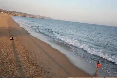 Excellente Newport Oceanfront Beach House, les étapes de sable et Pier
