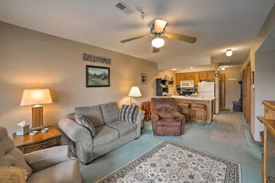 Image de West Branson Condo 2 Miles à Silver Dollar City!