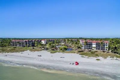 Image de Sanibel, Floride, États-Unis 33957. Front de mer direct avec piscine \/ tennis et plus