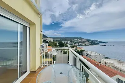 Image de 4. Magnifique vue Mer et piscine communautaire