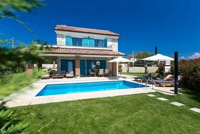 Image de Villa de luxe Maša à Dobrinj