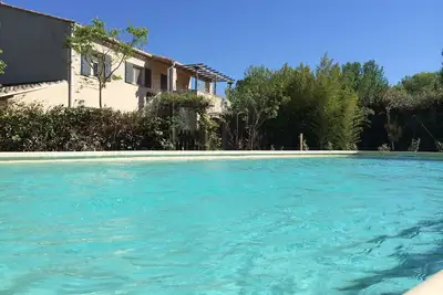 Image de Classé Meublé Tourisme 4 étoiles avec jardin, piscine, vue sur le Mont Ventoux