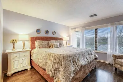 Image de Quelque chose de mieux à Sandestin | Côté du golfe | Golf Gratuit, plongée en apnée, croisière avec les dauphins | Summer Specials