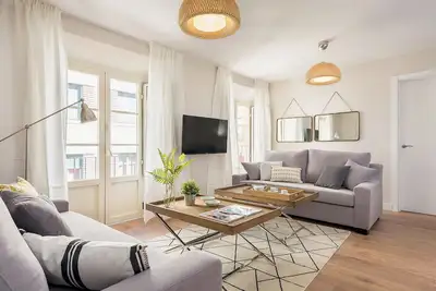 Image de Magnificent Apartment in the Heart of Old Town. Picasso Iii