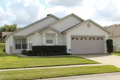 Image de 3 Miles De Disney! ! 4br / 3 salles de bain, piscine / spa privée face au Sud