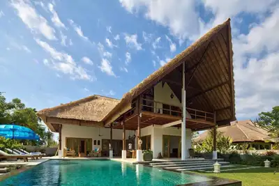 Image de Villa de luxe 5 * avec piscine et Wifi, personnel fantastique, plage accessible