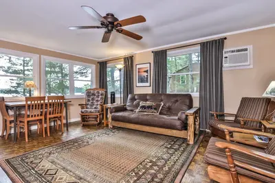 Image de Sunset Bay - Hiller Vacation Homes - Petit lac Saint