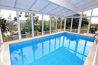Image de Maison de luxe avec vue imprenable sur la mer, 4 chambres avec salle de bains privative, piscine privée